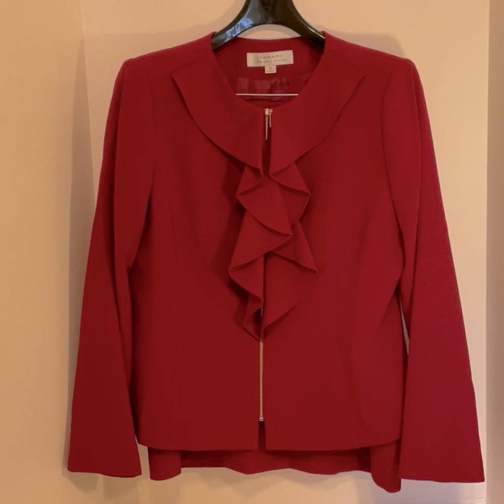 Tahari NWOT burgundy 2 pc ruffle zip blazer & pencil skirt suit
